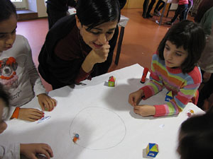 Taller de baldufes de Hanukk&agrave; al centre Bonastruc &ccedil;a Porta - Museu d'Hist&ograve;ria dels Jueus de Girona 