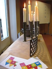 Taller de baldufes de Hanukk&agrave; al centre Bonastruc &ccedil;a Porta - Museu d'Hist&ograve;ria dels Jueus de Girona 