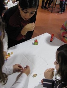 Taller de baldufes de Hanukk&agrave; al centre Bonastruc &ccedil;a Porta - Museu d'Hist&ograve;ria dels Jueus de Girona 
