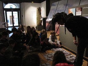 Taller de mosaic rom&agrave; al Museu d'Hist&ograve;ria de la Ciutat