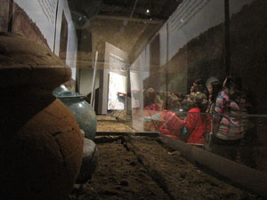 Taller de mosaic rom&agrave; al Museu d'Hist&ograve;ria de la Ciutat
