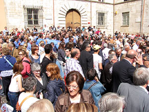 Inauguraci&oacute; a la pla&ccedil;a de la Catedral