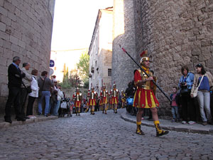 75&egrave; aniversari Associaci&oacute; de Jes&uacute;s Crucificat - Manaies de Girona. Lliurament del Pen&oacute;