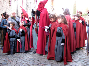 75&egrave; aniversari Associaci&oacute; de Jes&uacute;s Crucificat - Manaies de Girona. Lliurament del Pen&oacute;