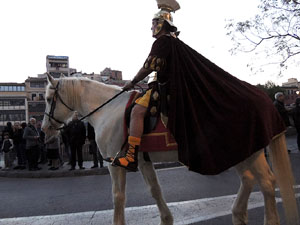 75&egrave; aniversari Associaci&oacute; de Jes&uacute;s Crucificat - Manaies de Girona. Lliurament del Pen&oacute;