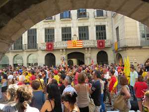 Diada Nacional 2014. Sardanes i concentraci&oacute; a la pla&ccedil;a del Vi