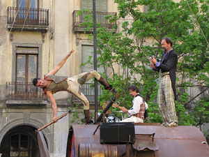 Festes de Primavera 2014. Espectacles a la pla&ccedil;a de la Independ&egrave;ncia