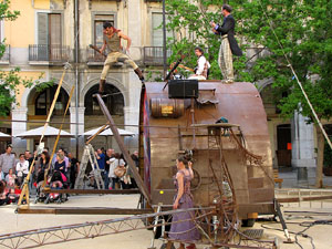 Festes de Primavera 2014. Espectacles a la pla&ccedil;a de la Independ&egrave;ncia