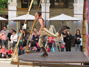 Festes de Primavera 2014. Espectacles a la pla&ccedil;a de la Independ&egrave;ncia