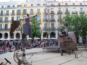 Festes de Primavera 2014. Espectacles a la pla&ccedil;a de la Independ&egrave;ncia