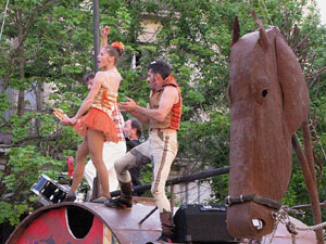 Festes de Primavera 2014. Espectacles a la pla&ccedil;a de la Independ&egrave;ncia