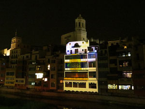 Girona, ciutat de festivals. Festival Internacional de Mapping, FIMG. Fa&ccedil;ana de la  Casa Mas&oacute;
