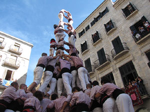 Fires de Sant Narc&iacute;s 2013. Diada castellera a la pla&ccedil;a del Vi