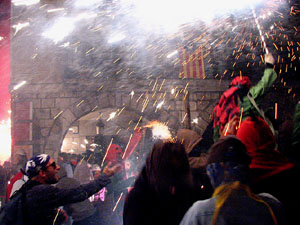 Fires de Sant Narc&iacute;s 2013. El correfoc. 25 anys dels Diables de l'Onyar