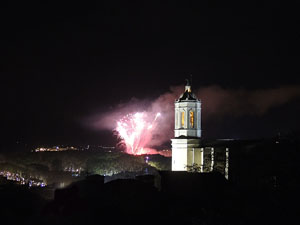 Fires de Sant Narc&iacute;s 2013. Castell de focs artificials