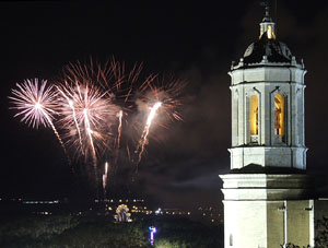 Fires de Sant Narc&iacute;s 2013. Castell de focs artificials