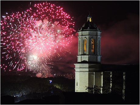 Fires de Sant Narc&iacute;s 2013. El castell de focs artificials