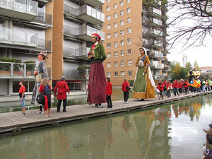 Fires de Sant Narc&iacute;s 2013. Trobada de gegants: la cercavila