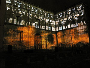 Fires de Sant Narc&iacute;s 2013. Mapping Or&iacute;gen mitol&ograve;gic i hist&ograve;ric de la ciutat, a la Casa Pastors
