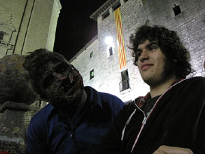Fires de Sant Narc&iacute;s 2013. 2a. Zombie Walk de Girona dins el Festival Acocollona't
