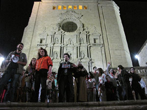 Fires de Sant Narc&iacute;s 2013. 2a. Zombie Walk de Girona dins el Festival Acocollona't