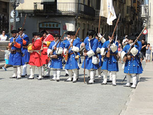 Girona resisteix! Jornades de recreaci&oacute; hist&ograve;rica de la Guerra de Successi&oacute;. Escaramussa al Pont de Pedra