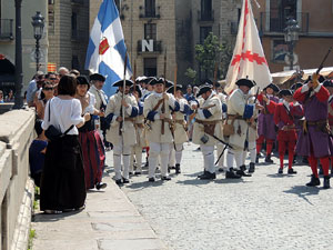 Girona resisteix! Jornades de recreaci&oacute; hist&ograve;rica de la Guerra de Successi&oacute;. Escaramussa al Pont de Pedra