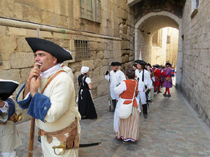 Girona resisteix! Jornades de recreaci&oacute; hist&ograve;rica de la Guerra de Successi&oacute;. Presentaci&oacute; de la recreaci&oacute;