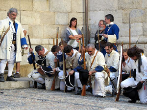 Girona resisteix! Jornades de recreaci&oacute; hist&ograve;rica de la Guerra de Successi&oacute;. Presentaci&oacute; de la recreaci&oacute;