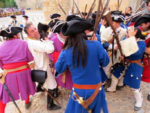 Girona resisteix! Jornades de recreaci&oacute; hist&ograve;rica de la Guerra de Successi&oacute;. Recreaci&oacute; dels combats de 1705