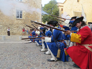 Girona resisteix! Jornades de recreaci&oacute; hist&ograve;rica de la Guerra de Successi&oacute;. Recreaci&oacute; dels combats de 1705