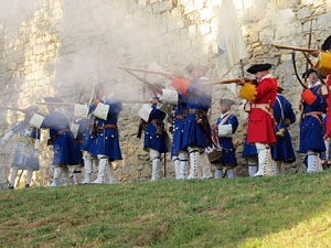 Girona resisteix! Jornades de recreaci&oacute; hist&ograve;rica de la Guerra de Successi&oacute;. Recreaci&oacute; dels combats de 1705