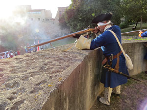 Girona resisteix! Jornades de recreaci&oacute; hist&ograve;rica de la Guerra de Successi&oacute;. Recreaci&oacute; dels combats de 1705