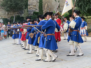 Girona resisteix! Jornades de recreaci&oacute; hist&ograve;rica de la Guerra de Successi&oacute;. Recreaci&oacute; dels combats de 1705