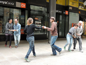 Les festes de Nadal 2013 a Girona. Lindy hop al carrer Nou