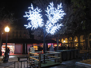 Els carrers il&middot;luminats per Nadal