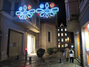 Els carrers il&middot;luminats per Nadal
