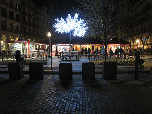 Mercat de Nadal a la pla&ccedil;a de la Independ&egrave;ncia