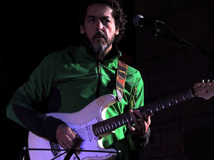 Actuaci&oacute; musical a la pla&ccedil;a de la Independ&egrave;ncia