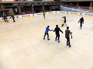 Pista de gel i tobogan de gel a Fira de Girona