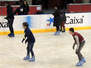 Pista de gel i tobogan de gel a Fira de Girona