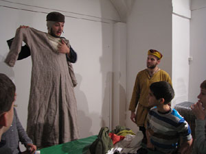 Taller sobre la vida civil i la indument&agrave;ria a la Girona medieval