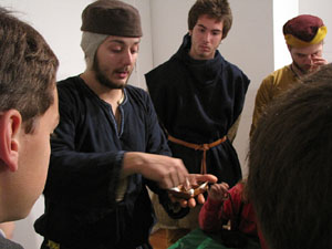 Taller sobre la vida civil i la indument&agrave;ria a la Girona medieval