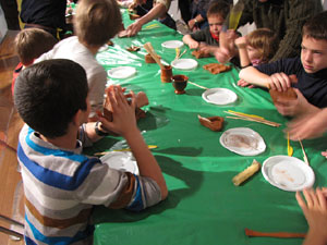 Taller sobre la vida civil i la indument&agrave;ria a la Girona medieval