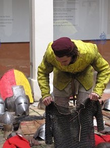 Taller sobre la vida militar i l'her&agrave;ldica a la Girona medieval 