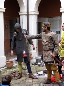 Taller sobre la vida militar i l'her&agrave;ldica a la Girona medieval 