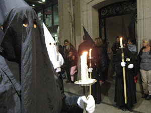 Setmana Santa 2014 a Girona. Process&oacute; del Sant Enterrament