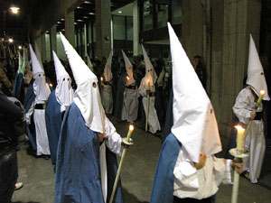Setmana Santa 2014 a Girona. Process&oacute; del Sant Enterrament
