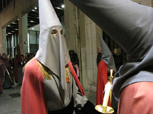 Setmana Santa 2014 a Girona. Process&oacute; del Sant Enterrament