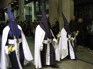 Setmana Santa 2014 a Girona. Process&oacute; del Sant Enterrament